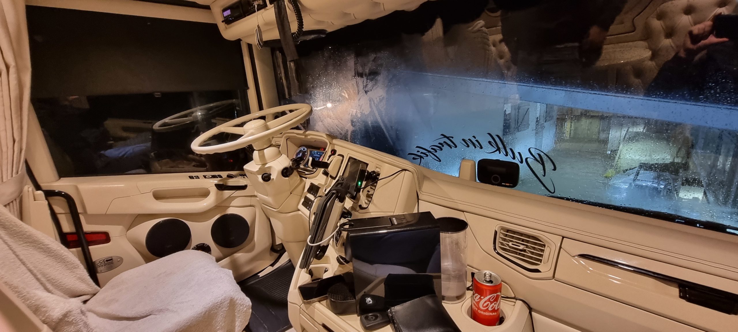 Interior Scania 650S Adblue-services.com