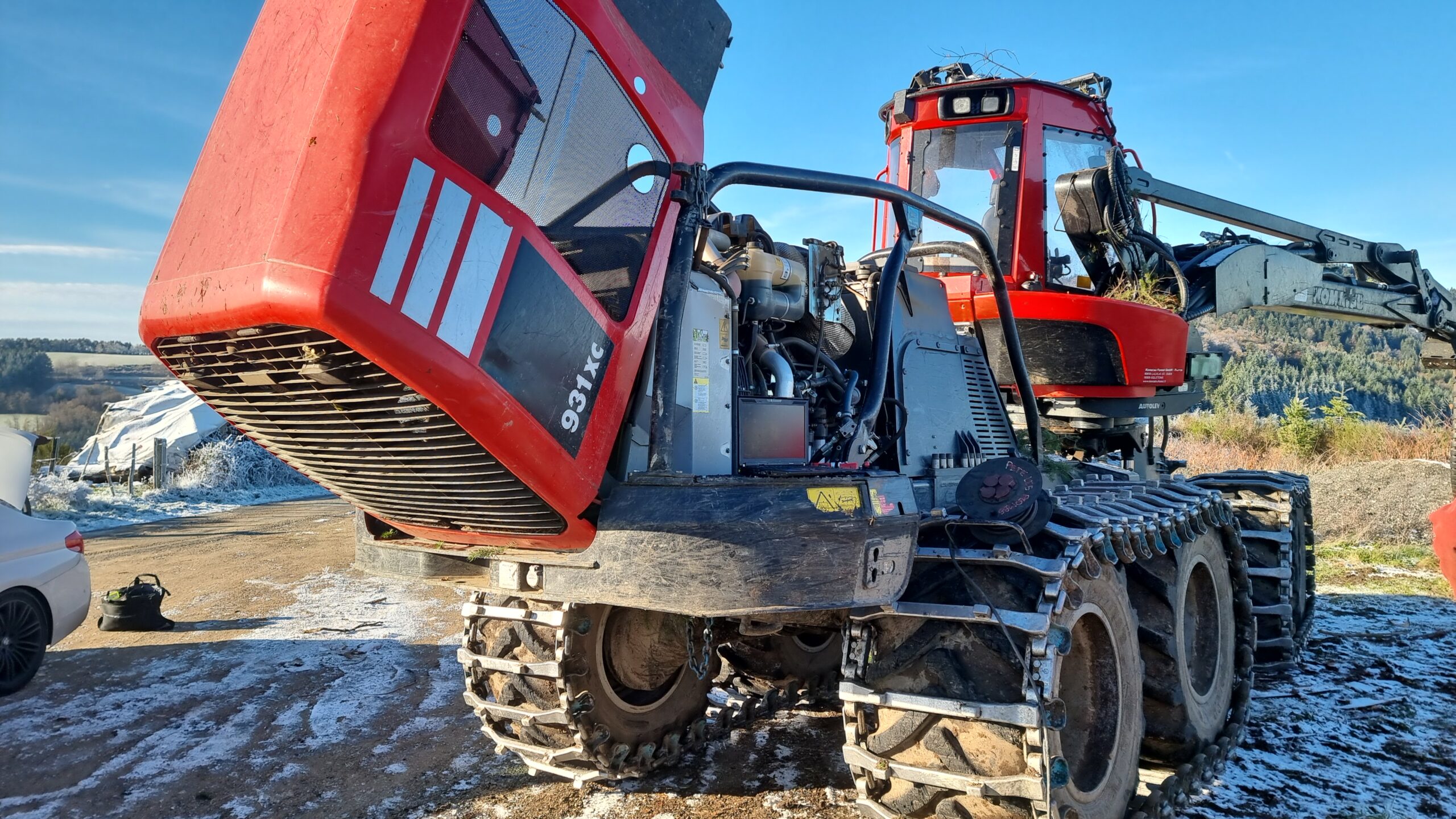  Remove adblue on Komatsu 931XC 74AWF Agco harvester