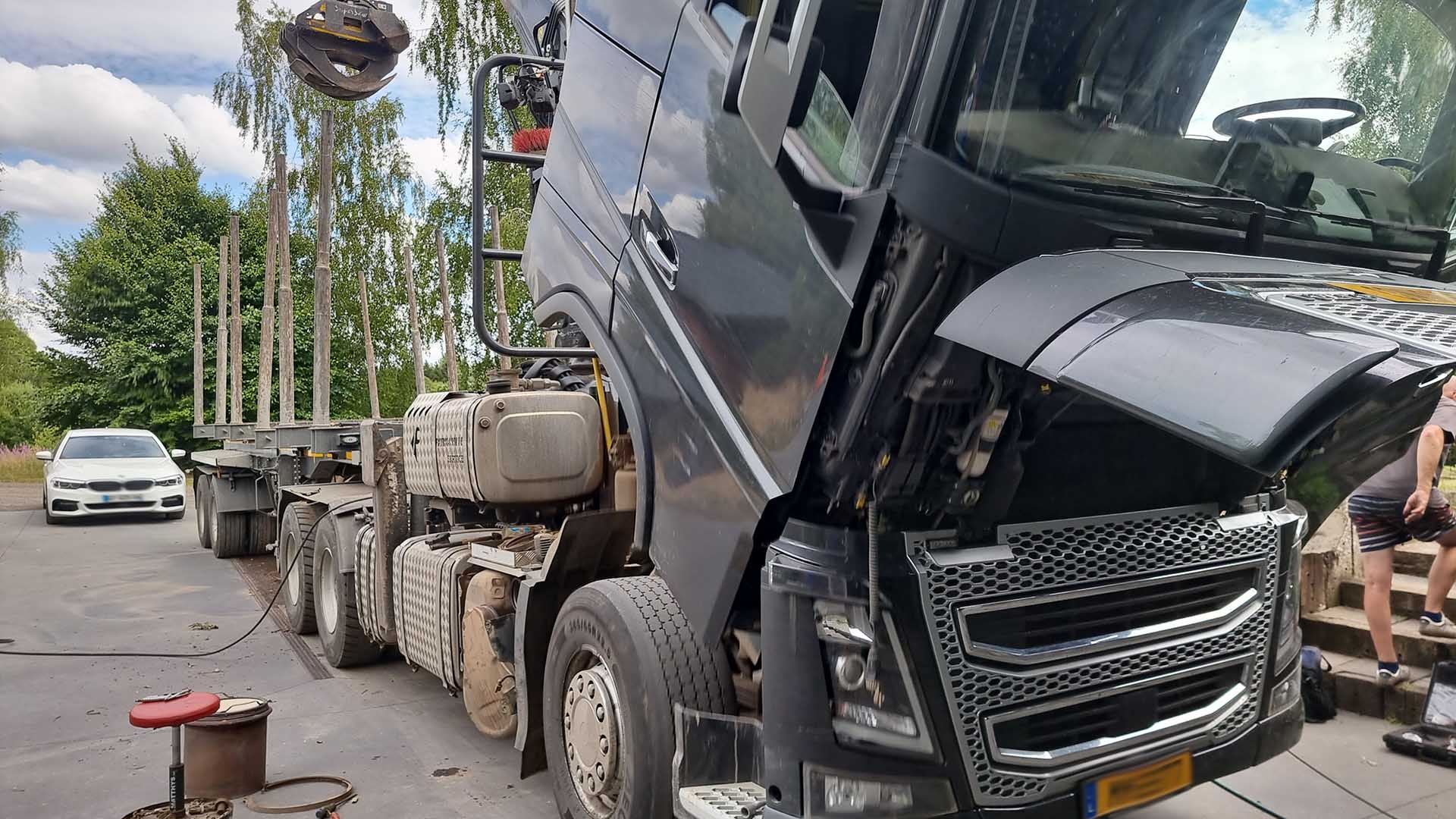 Volvo FH16 650 Stage 1 et effacement définitif défaut Adblue et FAP Volvo FH16 650 Stage 1 et effacement définitif défaut Adblue FAP