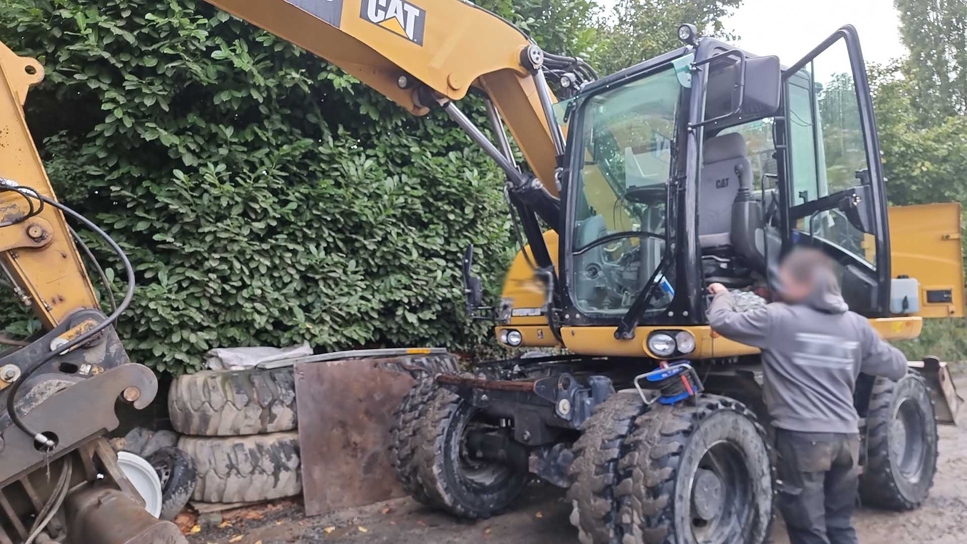 Défaut CAT M313D Adblue Niveau adblue moteur Cat C4.4