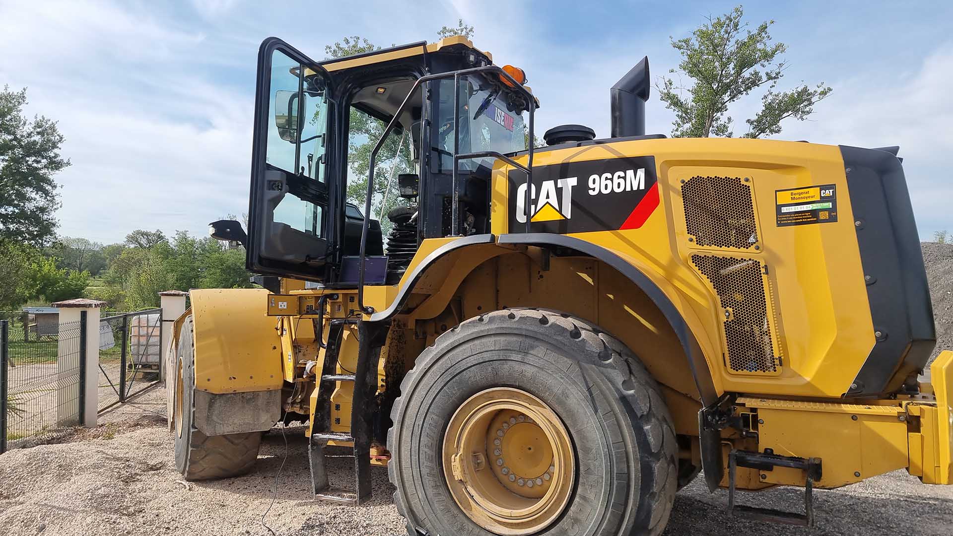 Supprimer l’adblue sur Caterpillar 966M (Chargeuse) C9.3 Supprimer l'adblue sur Caterpillar 966M (Chargeuse) C9.3