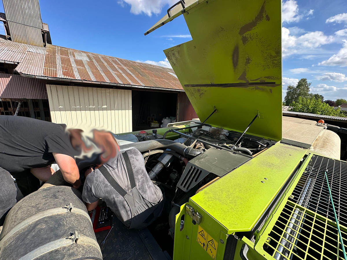 Removal of FAP Lexion 740 Caterpillar engine