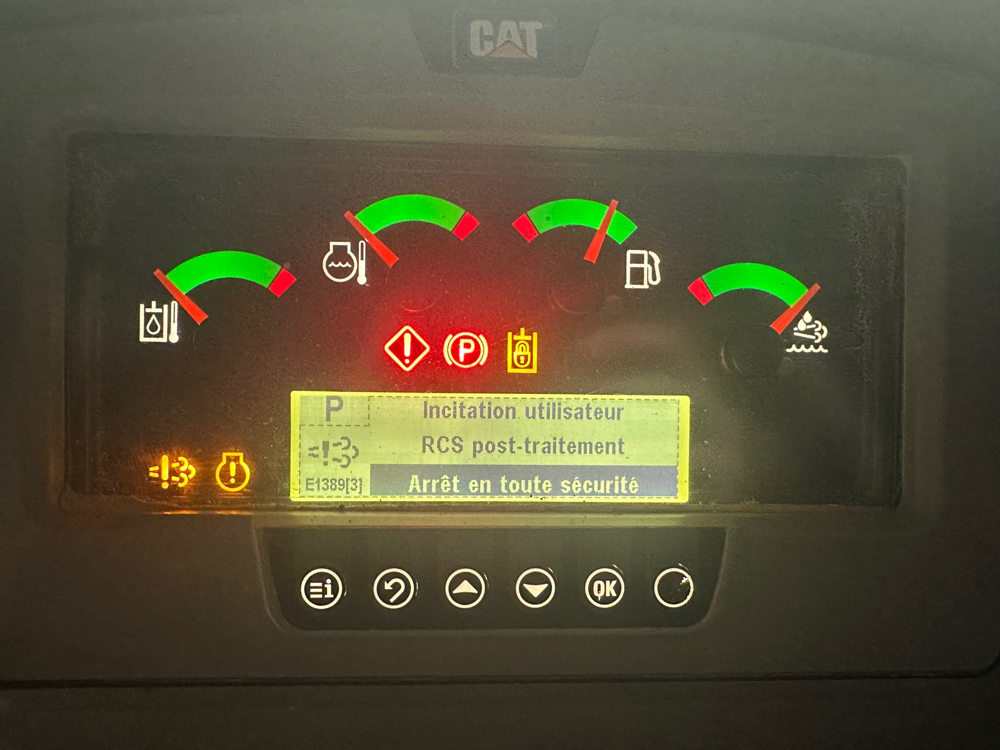 Adblue troubleshooting on Cat 963K Chain Loader (Bulldozer)